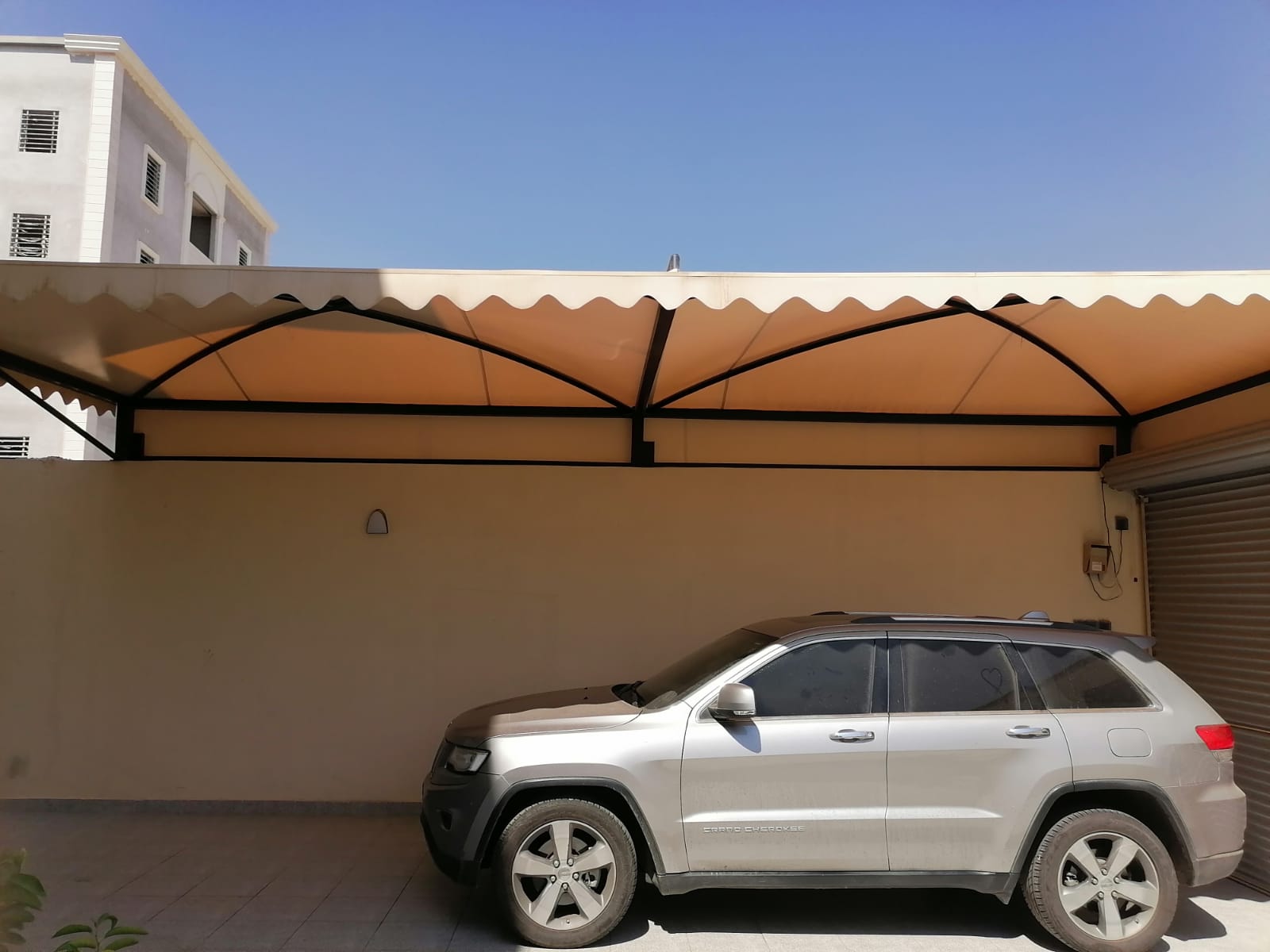 مظلات سيارات بالجنوب 10