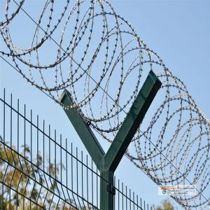 تركيب سياج ملاعب كرة القدم