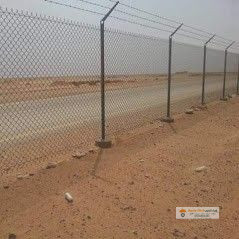 تنفيذ سياج مجلفن عالي الجودة